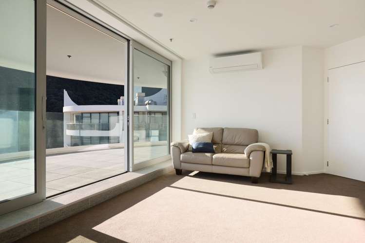 10A/2 Marine Parade Mount Maunganui_15