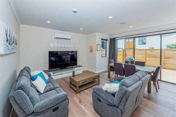 2 Silvereye Road Hobsonville_5