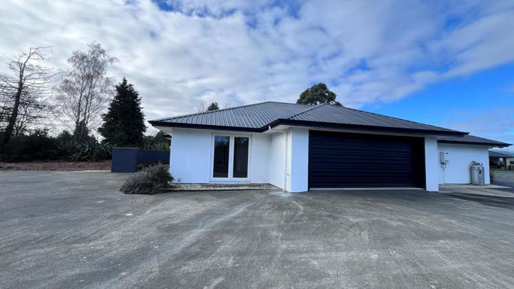 48 Constitution Avenue Milton_10