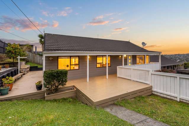 Bright, Spacious & Coastal Living