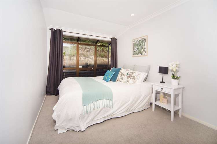 1/2 Hobby Avenue Birkdale_13