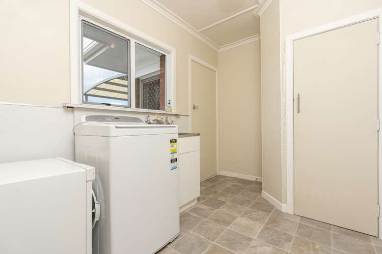 14 Tainui Street Onerahi_16