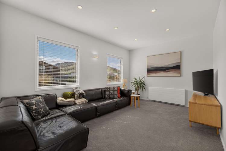 31 Lochnagar Drive Lake Hayes Estate_6