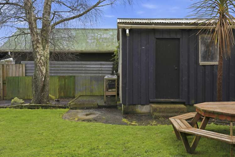 96 Thames Road Paeroa_25