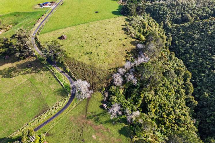 324 Block 8 Road Waitotara_9