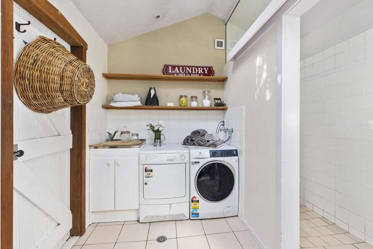 77 Holloway Road Aro Valley_9