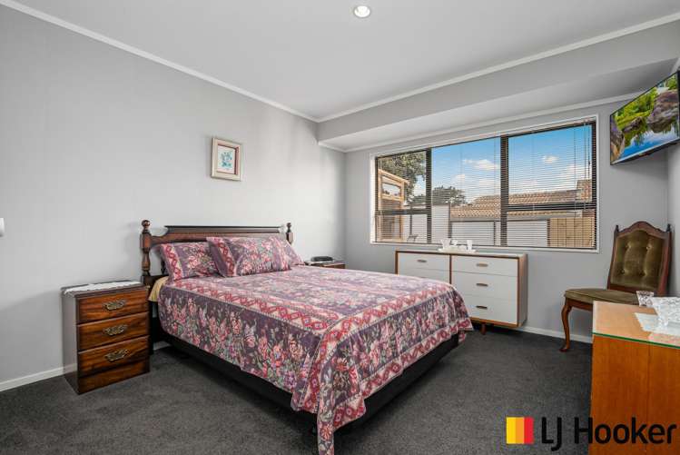 1/3 Seaward Place Wattle Downs_8