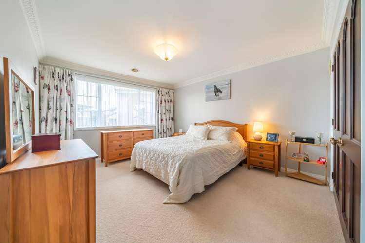 19 Comeskey Grove Elderslea_19