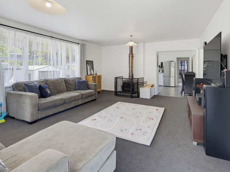 51 Wairau Road Picton_3