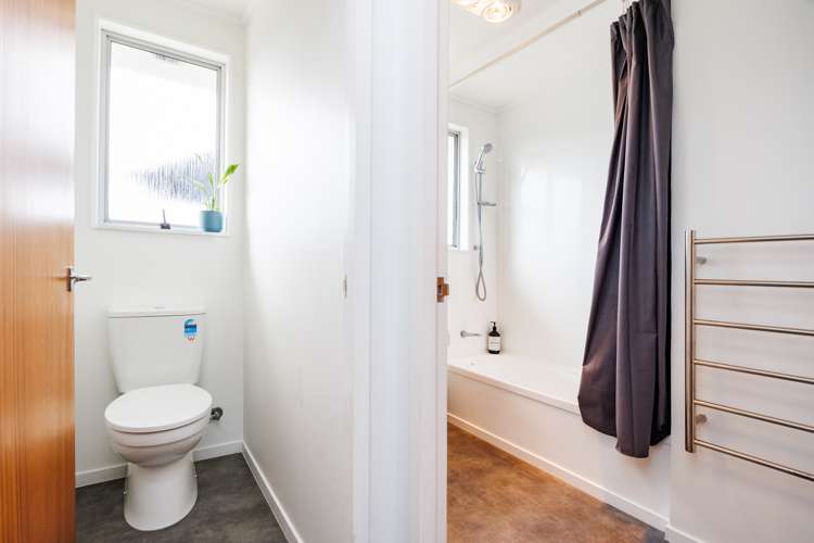 51 Dewe Avenue Feilding_16