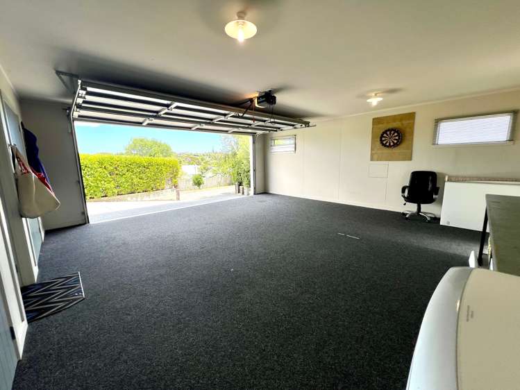 5c Sunshine Rise Raglan_48