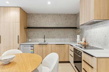 81 Carlton Gore Road_4