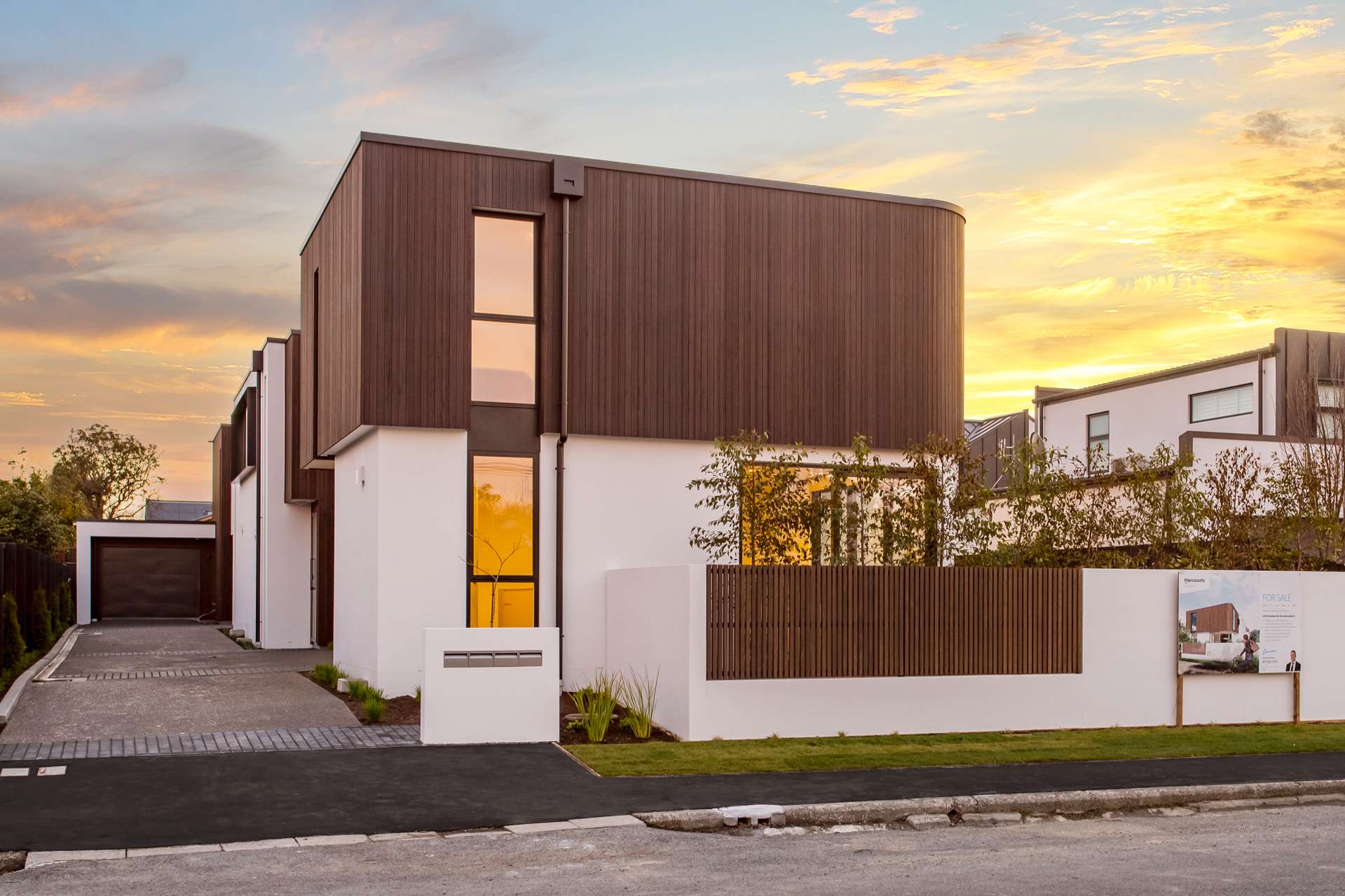 2/37 Repton Street Merivale_0