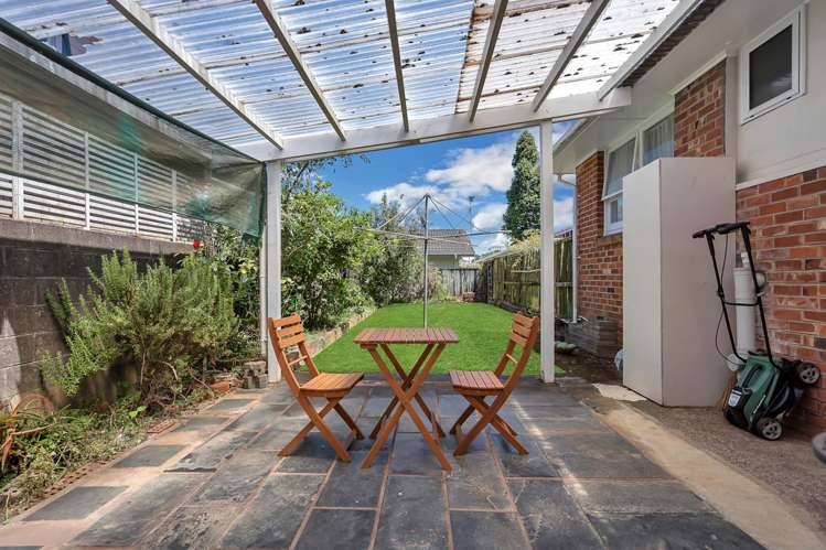 2/67a Mount Smart Road Onehunga_9