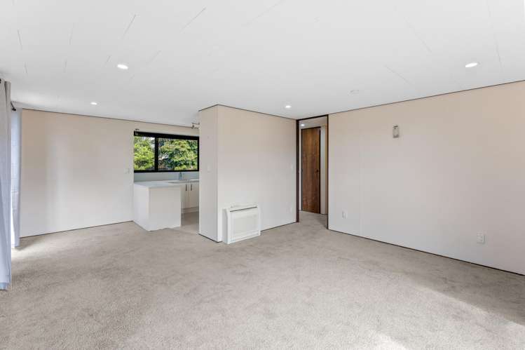 10 Robert Grove Paraparaumu_4