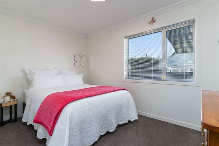 2 Walnut Lane Carterton_8