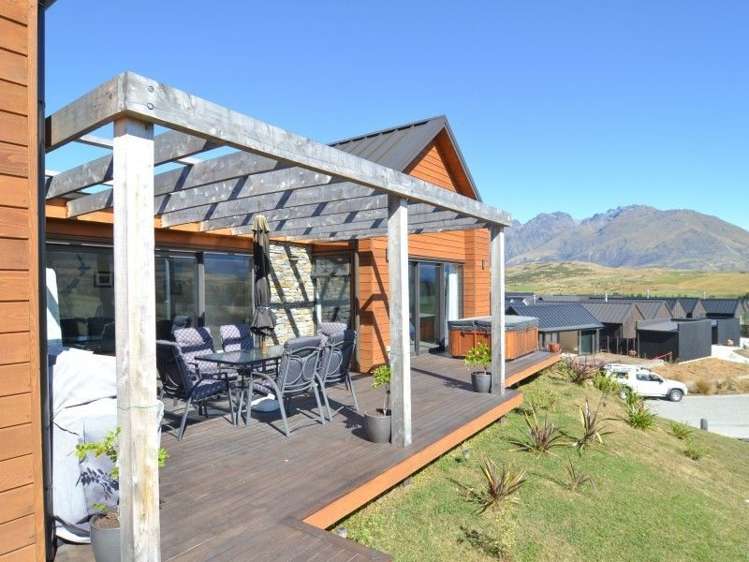 46 Falconer Rise Jacks Point_14