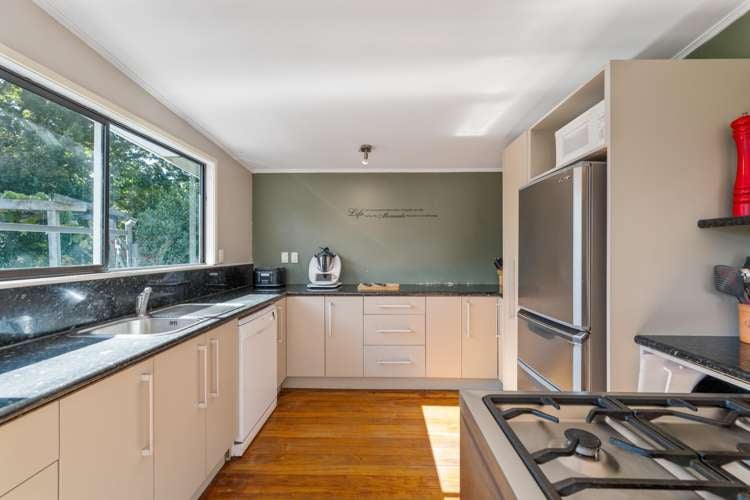 948 Queen Charlotte Drive Linkwater_10