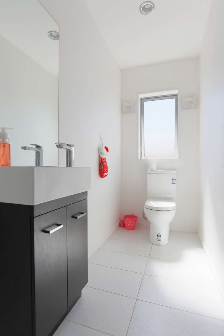 19a Ludlow Terrace Totara Vale_15