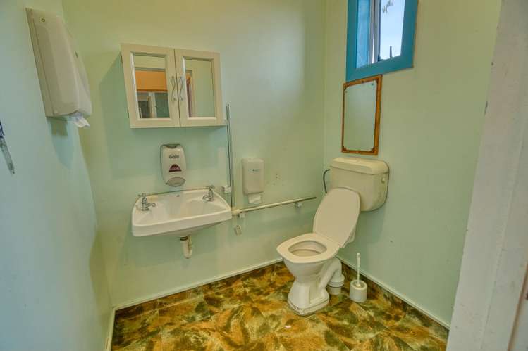 38 Fox Street Cobden_19