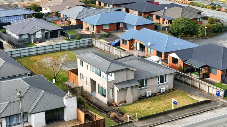 327 North Road Waikiwi_28