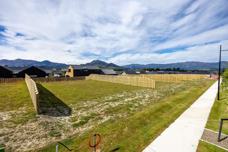 34 Callaghans Creek Rise Wanaka_4