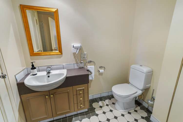 19/28 Cathedral Square Christchurch Central_17