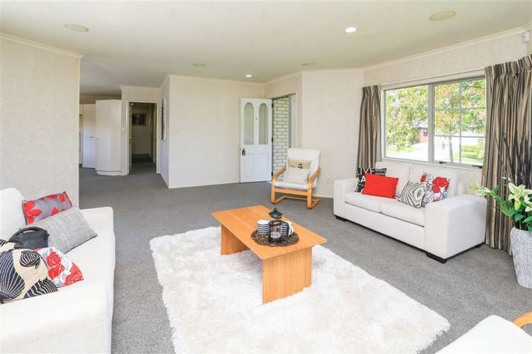 2 Burleigh Place Rototuna_4