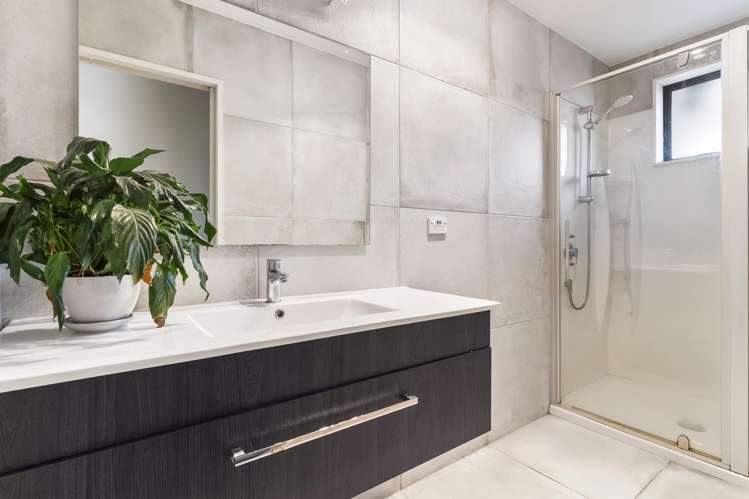 92 Third View Avenue Beachlands_15