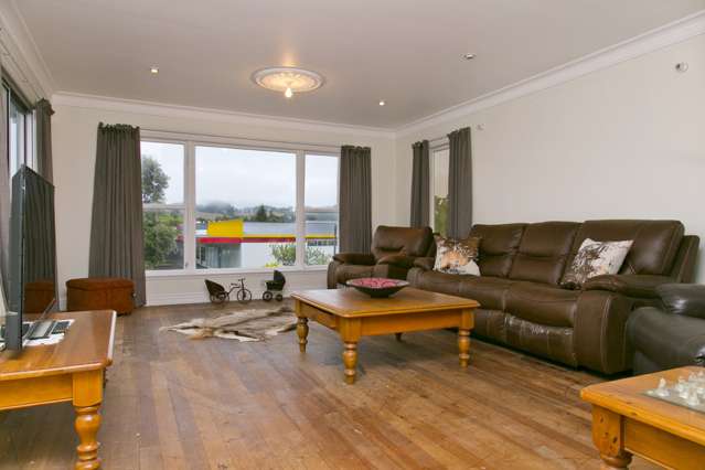 21 Te Rangitautahanga Road Turangi_3