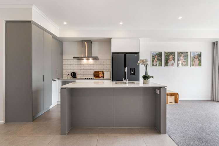 84 Symes Drive Red Beach_10