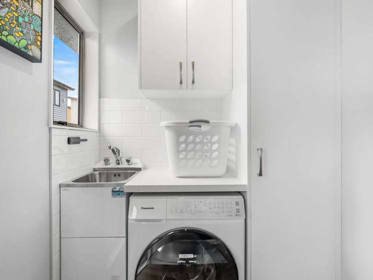 2/6 Short Street Papakura_8