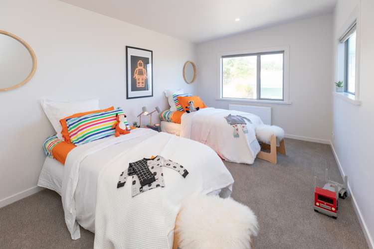 18 Birkhall Grove Strathmore Park_13