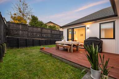 15 Ricketts Road_3