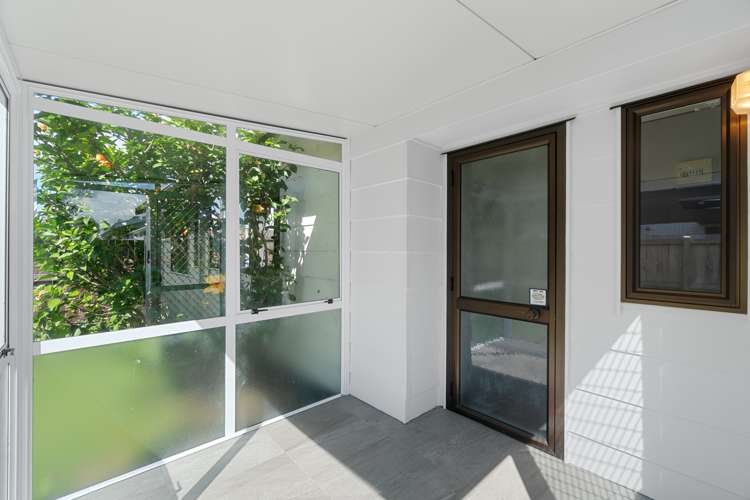3/121 Bruce Mclaren Road Henderson_11