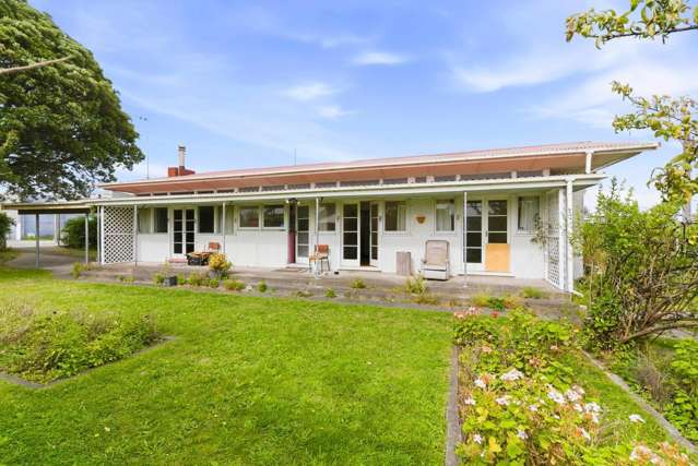 Auction Looming - Renovate, Rebuild or Redevelop - Must be sold