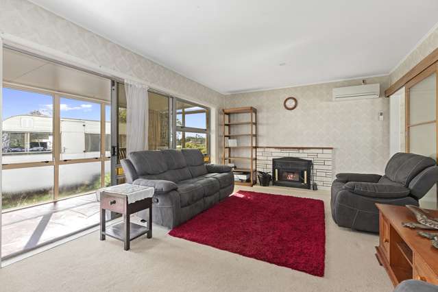 54 Russell Road Huntly_1