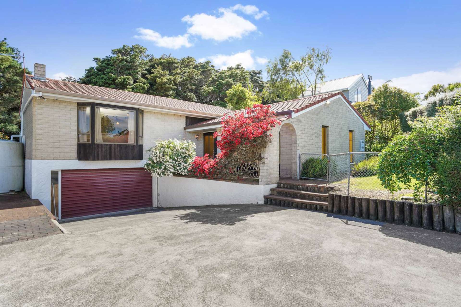 8 Deodar Place Totara Heights_0