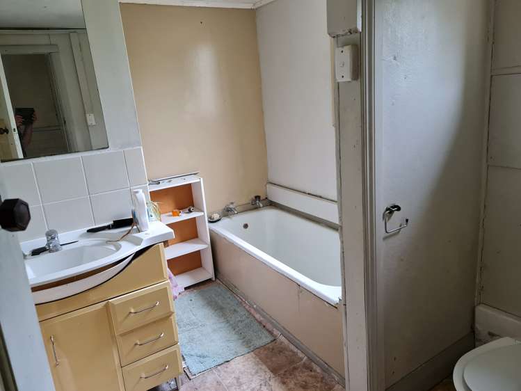 8 Savage Road Waihi_9