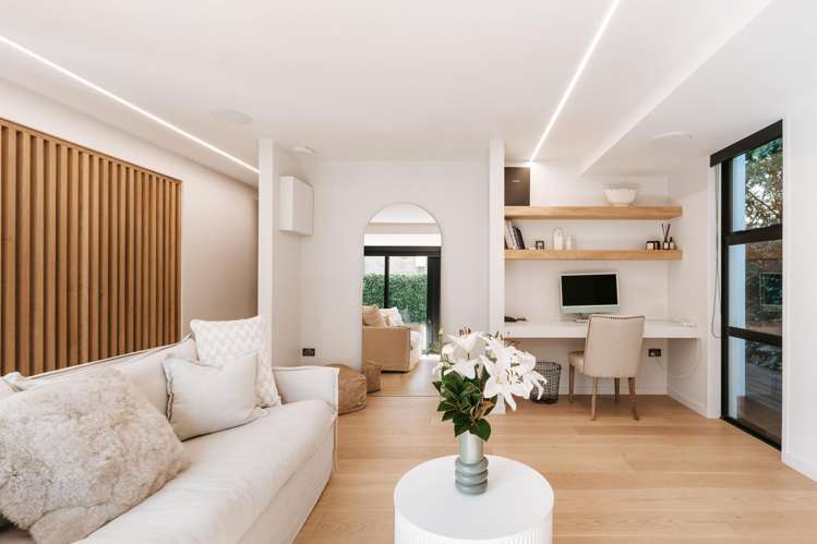 87 Marine Parade Mount Maunganui_35