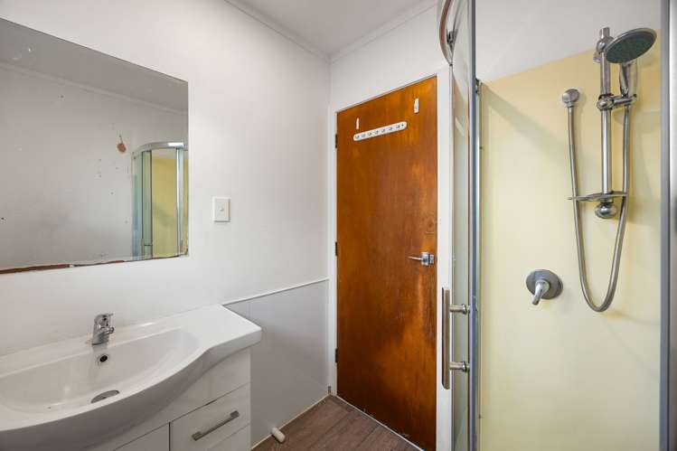 15 Splitt Avenue Glenview_7