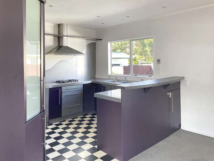 16 Malone Road 1371_2