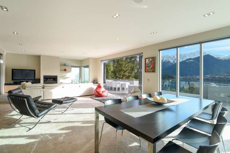 618 Peninsula Road Kelvin Heights_3