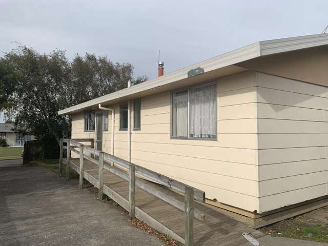 28 Barton Street Marton_1