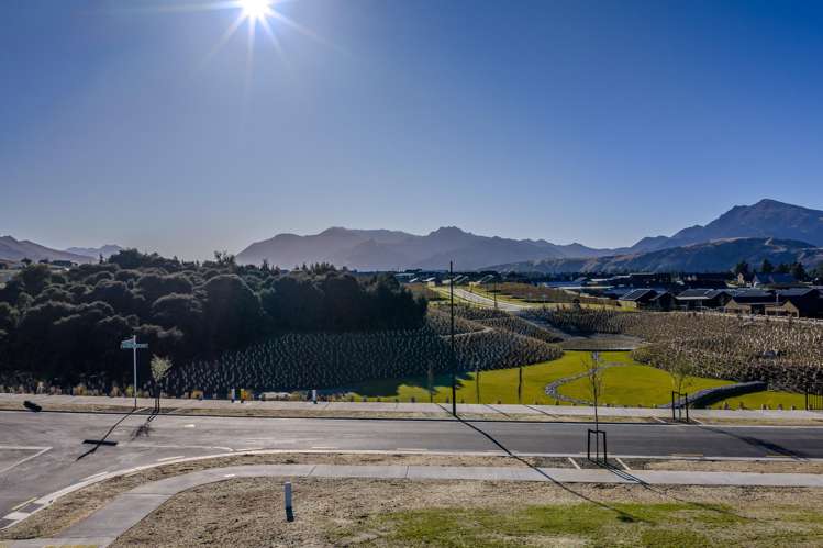 Lot 359, Pembroke Heights_1