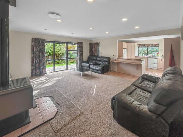 15 Cody Crescent 10754_4