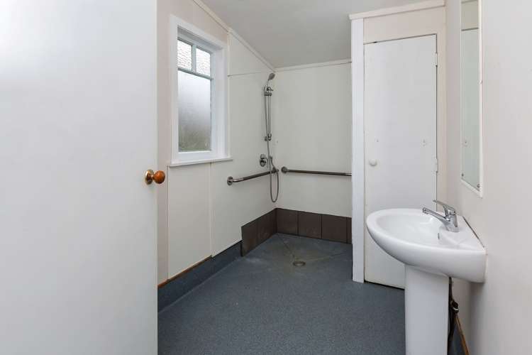 1 Buchanan Street Hikurangi_14