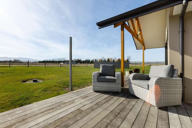 13 White Road Omakau_14