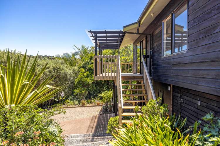 32 Ocean Road Surfdale_28