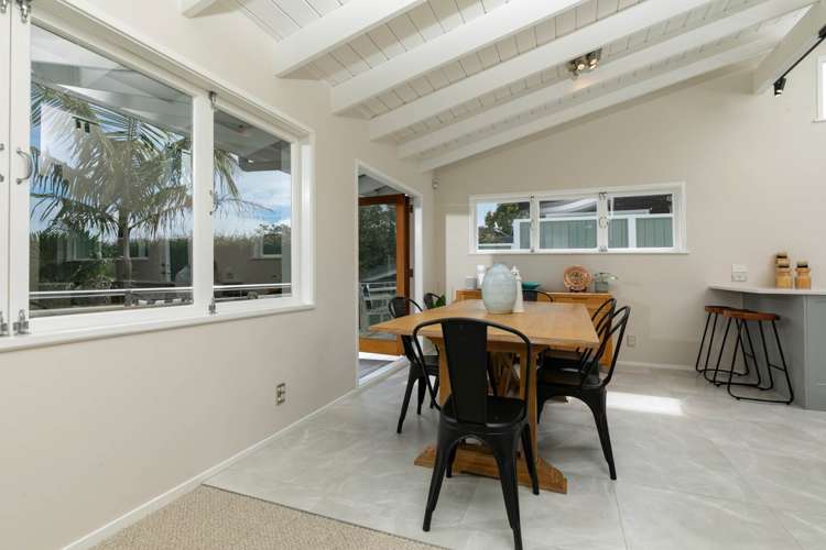 91 Braemar Road Castor Bay_34